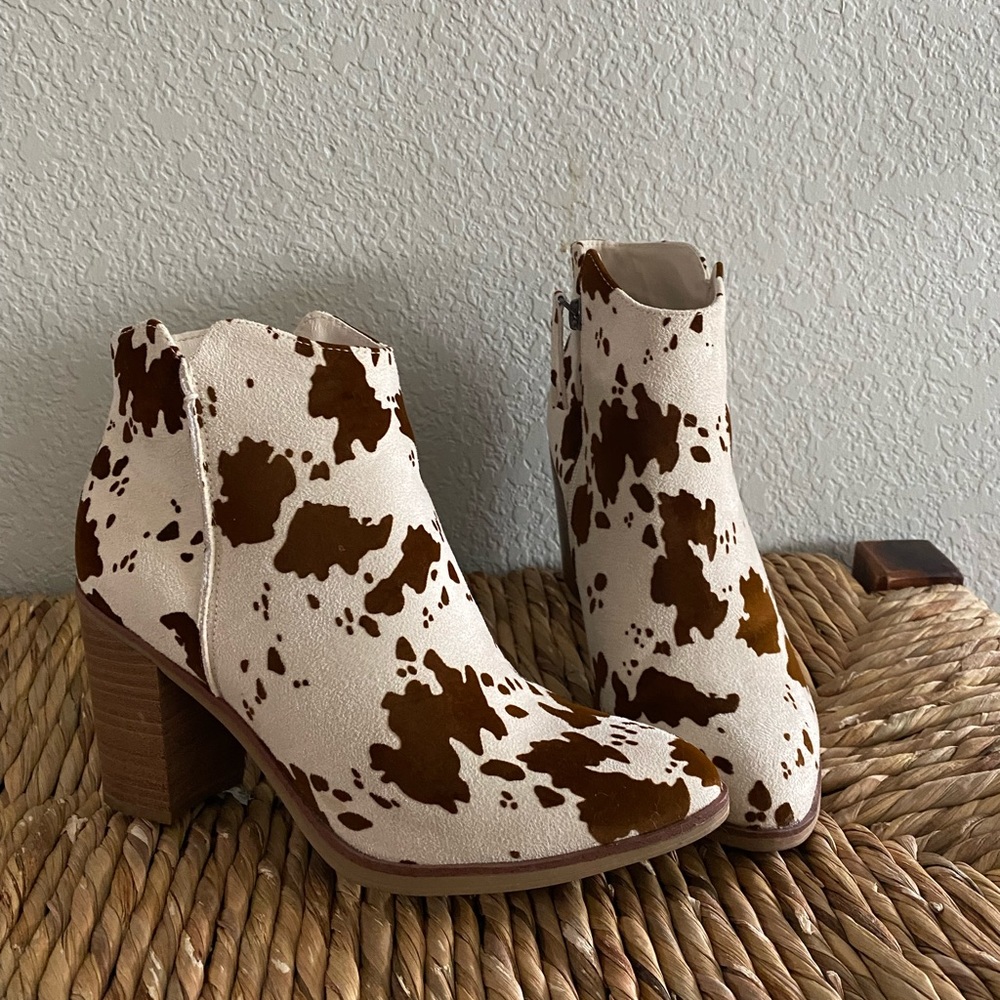 Cow booties
